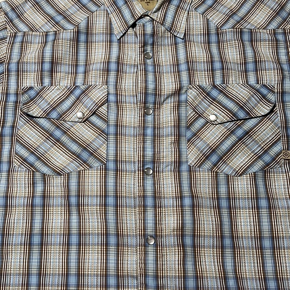 Ezekiel Mens casual snap button down, size LARGE. Excellent condition. - Picture 4 of 8